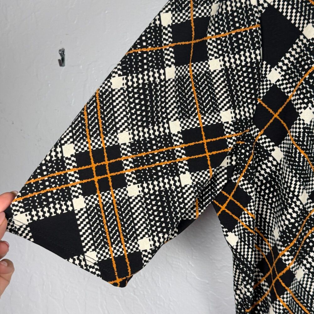 LuLaRoe Nicole Women’s 3XL Black Ivory Orange Plaid Dress Pockets NWT - Picture 8 of 9